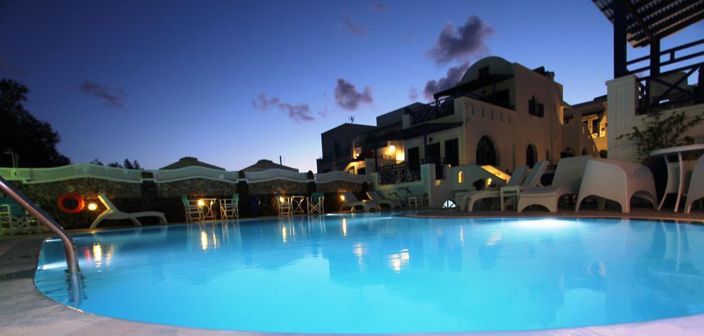 Samson΄s Village Aparthotel Perissa (Santorini)
